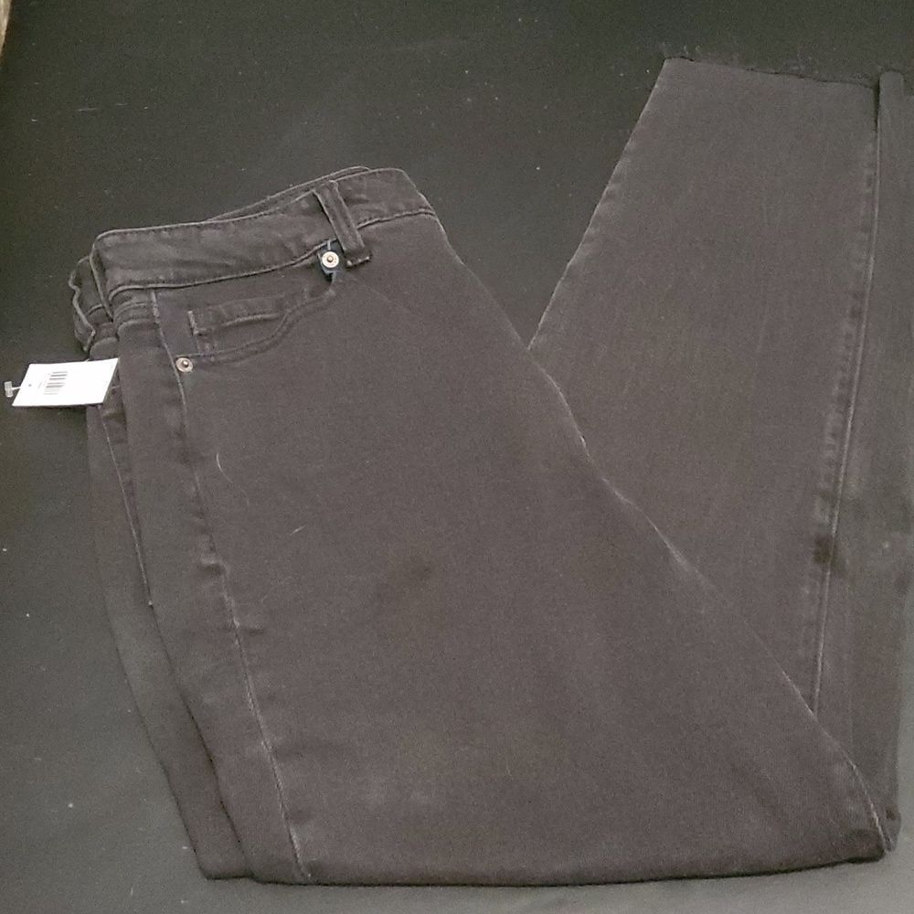 Old navy woman jeans  10